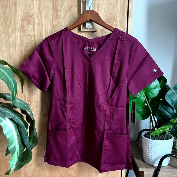 Matrix by Maevn Women's V-Neck Solid Scrub Top - Size Small - Picture 1 of 4